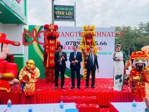 Tổ chức khai trương Uy tín - Chất lượng