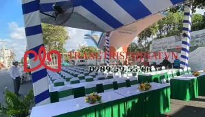 Thiết kế bối cảnh phù hợp với thương hiệu